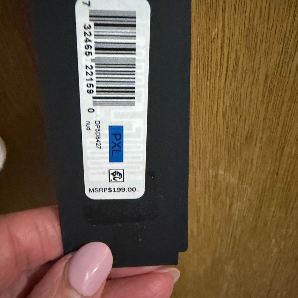 Donna Karan Elegant Beige Trench Coat - Picture 3 of 5
